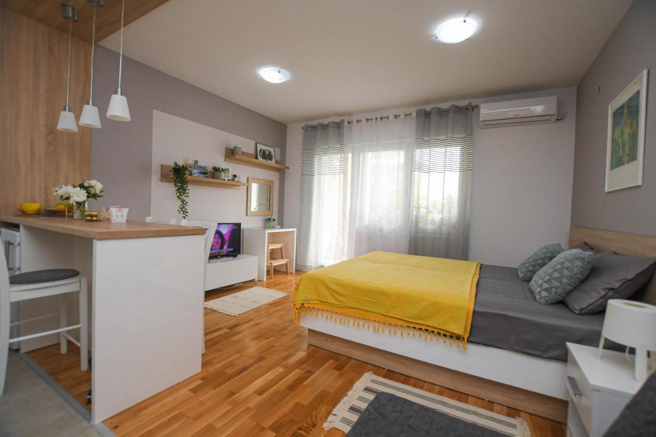Apartment Plaza クラドヴォ エクステリア 写真